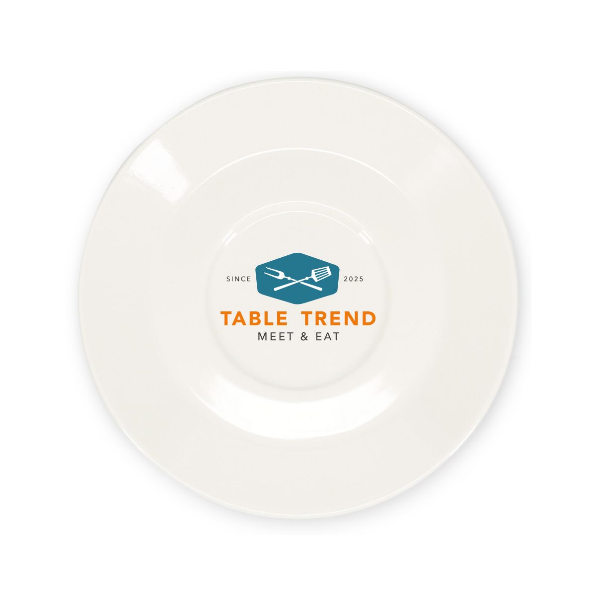 16.5 cm dish in porcelain printed with multi-coloured TableTrend logo on the top.
