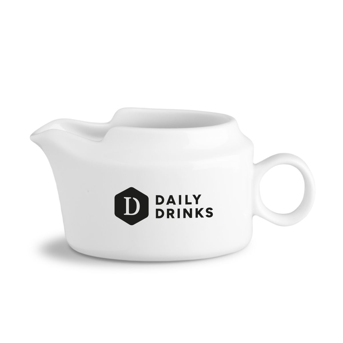 Porcelain sauce boat 25 cl with black DailyDrinks logo in front view, minimalist design.