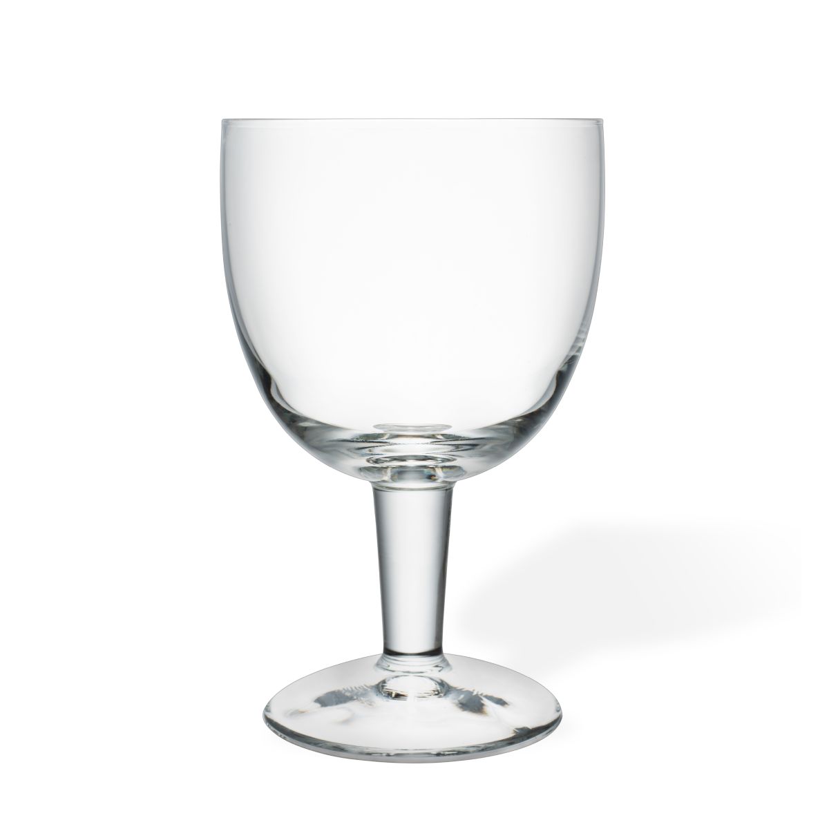 Front view of the Trappist glass with draught size of 25 cl. convex chalice and short, sturdy stem.