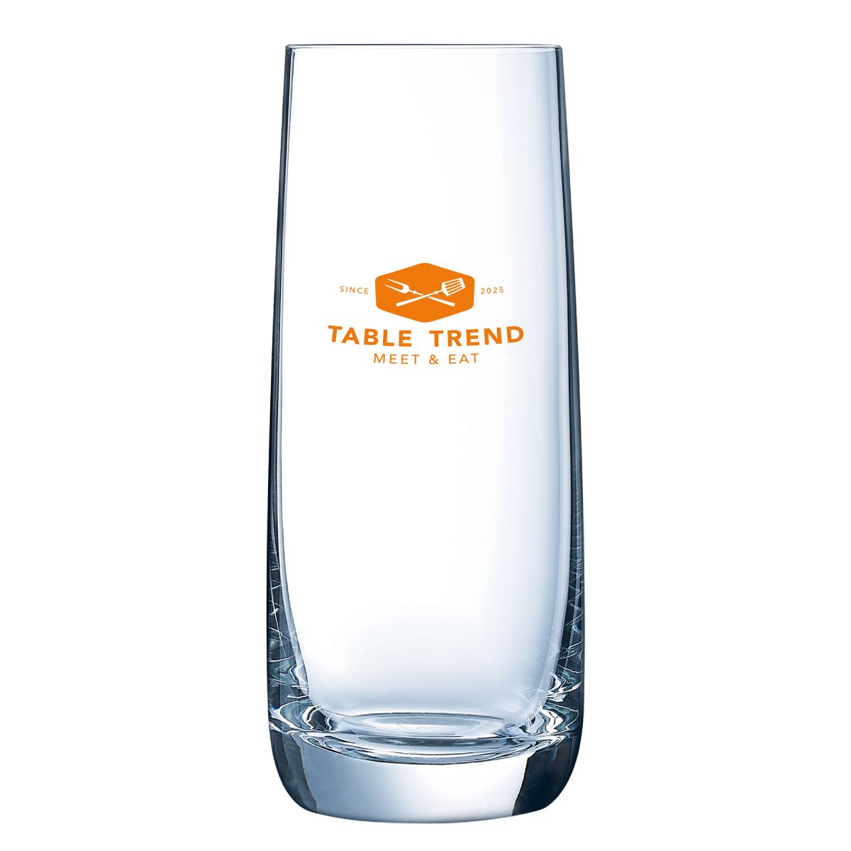 Vigne glass 45 cl with TableTrend's single-coloured logo visible on the front.