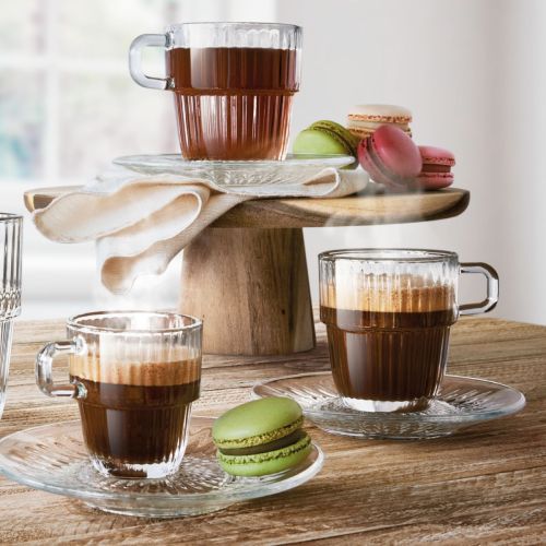 Gevuld Barshine Koffieglas 18,5 cl. in een sfeervolle gebruiksomgeving.