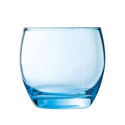 Front view of Salto Tumbler 32 cl. glass with straight sides and clear transparent blue drinking glass.