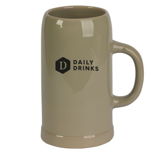 Stenen bierpul 1 liter van aardewerk met DailyDrinks logo in één kleur op de voorzijde van de stevige bierpul.