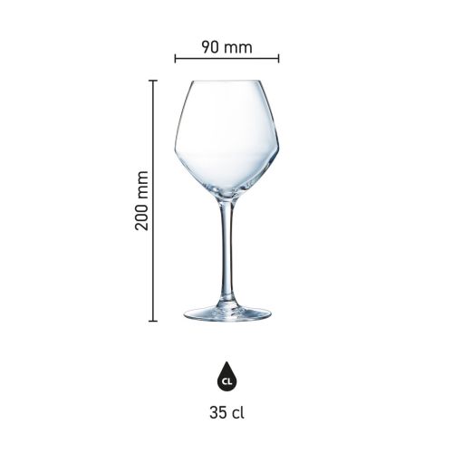 Infographic showing dimensions of the Cabernet young wine glass 35 cl in glass format. Infographic showing dimensions of the Cabernet young wine glass 35 cl in glass format.