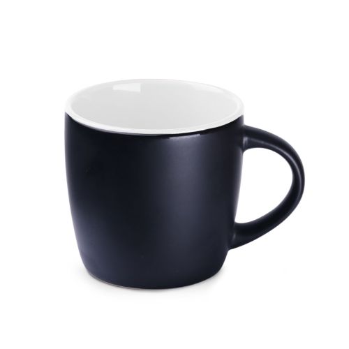 Vooraanzicht Handy Espresso Kop 10 cl. van zwart-wit keramiek met gladde afwerking en compacte vorm. Vooraanzicht Handy Espresso Kop 10 cl. van zwart-wit keramiek met gladde afwerking en compacte vorm.