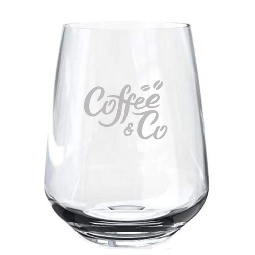 Mencia whisky glass of 47 cl with subtly engraved CoffeeCo logo visible on the front. Mencia whisky glass of 47 cl with subtly engraved CoffeeCo logo visible on the front.