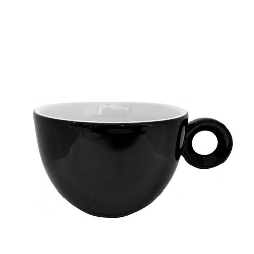 Front view of the black and white porcelain Rondo Cappuccino cup 20 cl. with round shape and ear on the right side. Front view of the black and white porcelain Rondo Cappuccino cup 20 cl. with round shape and ear on the right side.