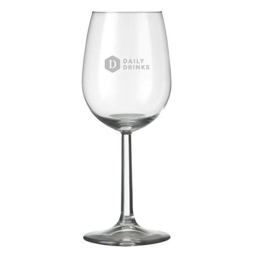 Engraving of DailyDrinks logo visible on front of Bouquet wine glass 45 cl.