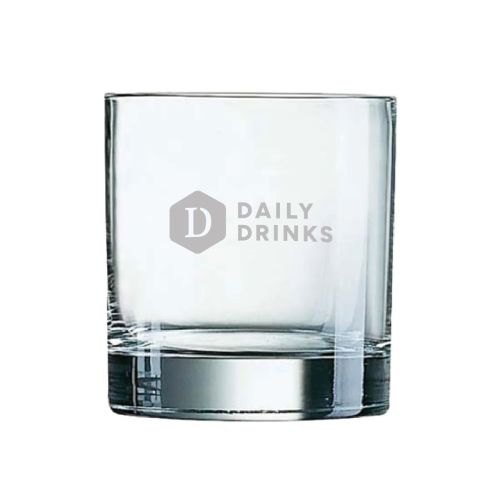Glass engraved DailyDrinks logo on Islande Tumbler glass 38 cl front view. Glass engraved DailyDrinks logo on Islande Tumbler glass 38 cl front view.