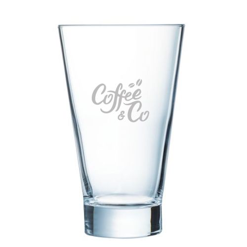 Front of the Shetland 42 cl. glass with engraved CoffeeCo logo subtly visible.