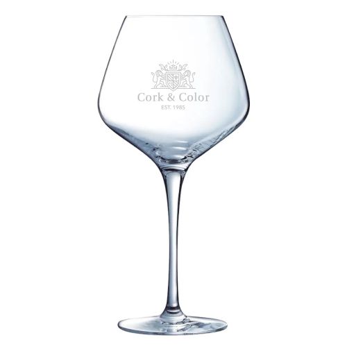 Sublym gin tonic glass 60 cl with engraved CorkColor logo visible on the front view. Sublym gin tonic glass 60 cl with engraved CorkColor logo visible on the front view.