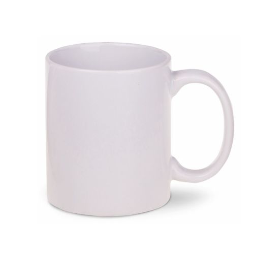 Front view of the Tomek mug 30 cl. in white porcelain with straight sides, classic handle and smooth surface. Front view of the Tomek mug 30 cl. in white porcelain with straight sides, classic handle and smooth surface.