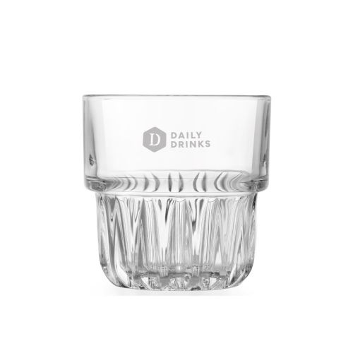 Engraving of DailyDrinks logo visible on transparent Onis tumbler 23 cl. in front view.