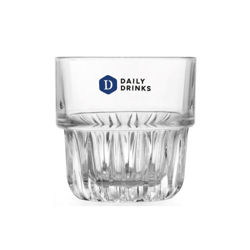 Front of Tumbler Onis Everest glass 26.5 cl with multicoloured DailyDrinks logo on the glass surface.