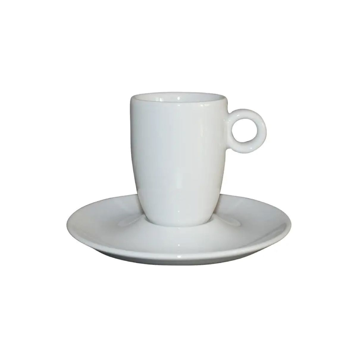 Frontal display of the Bola espresso 9 cl. porcelain set in high white design. Frontal display of the Bola espresso 9 cl. porcelain set in high white design.