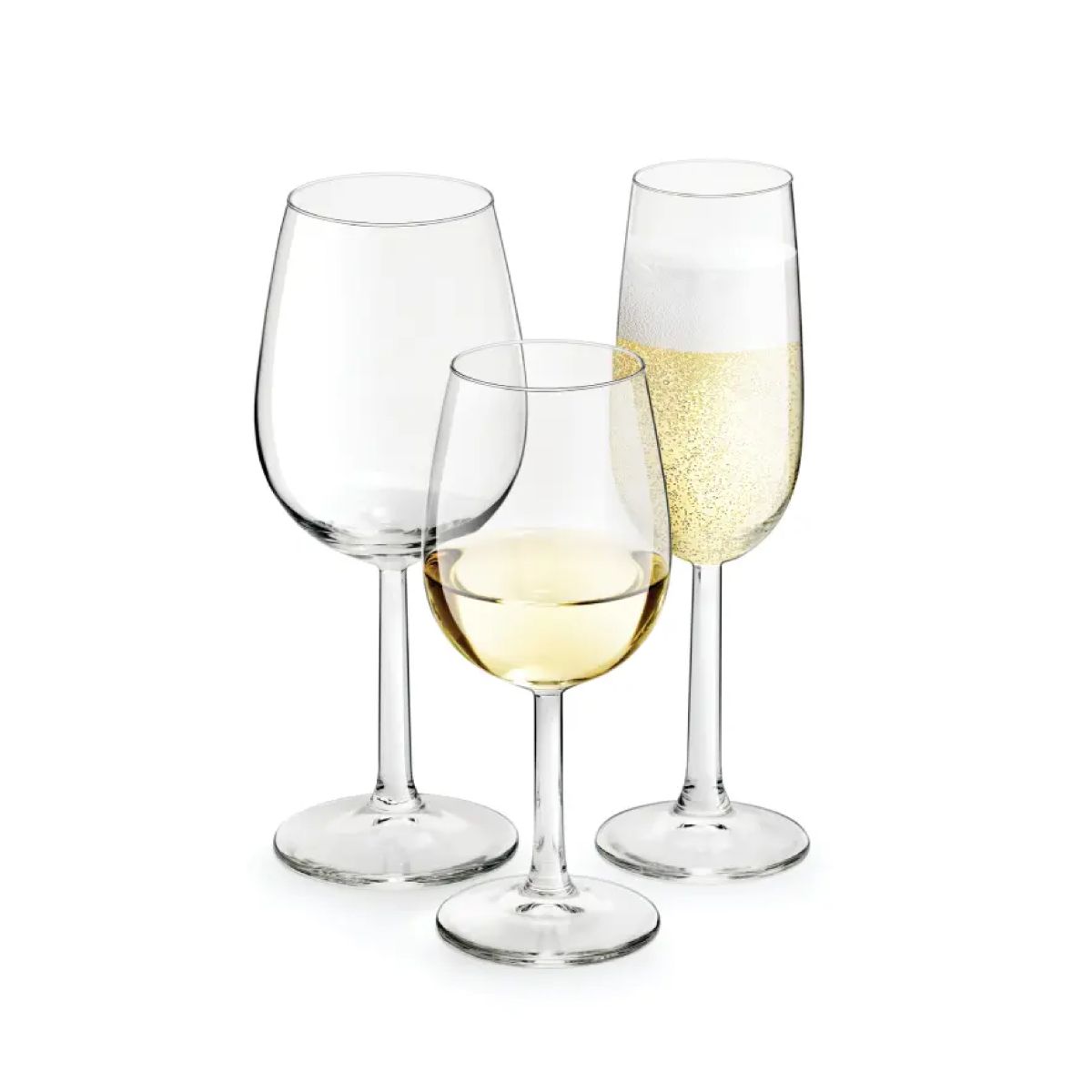 Filled Bouquet wine glass 23 cl. against white background, visible with drink contents.