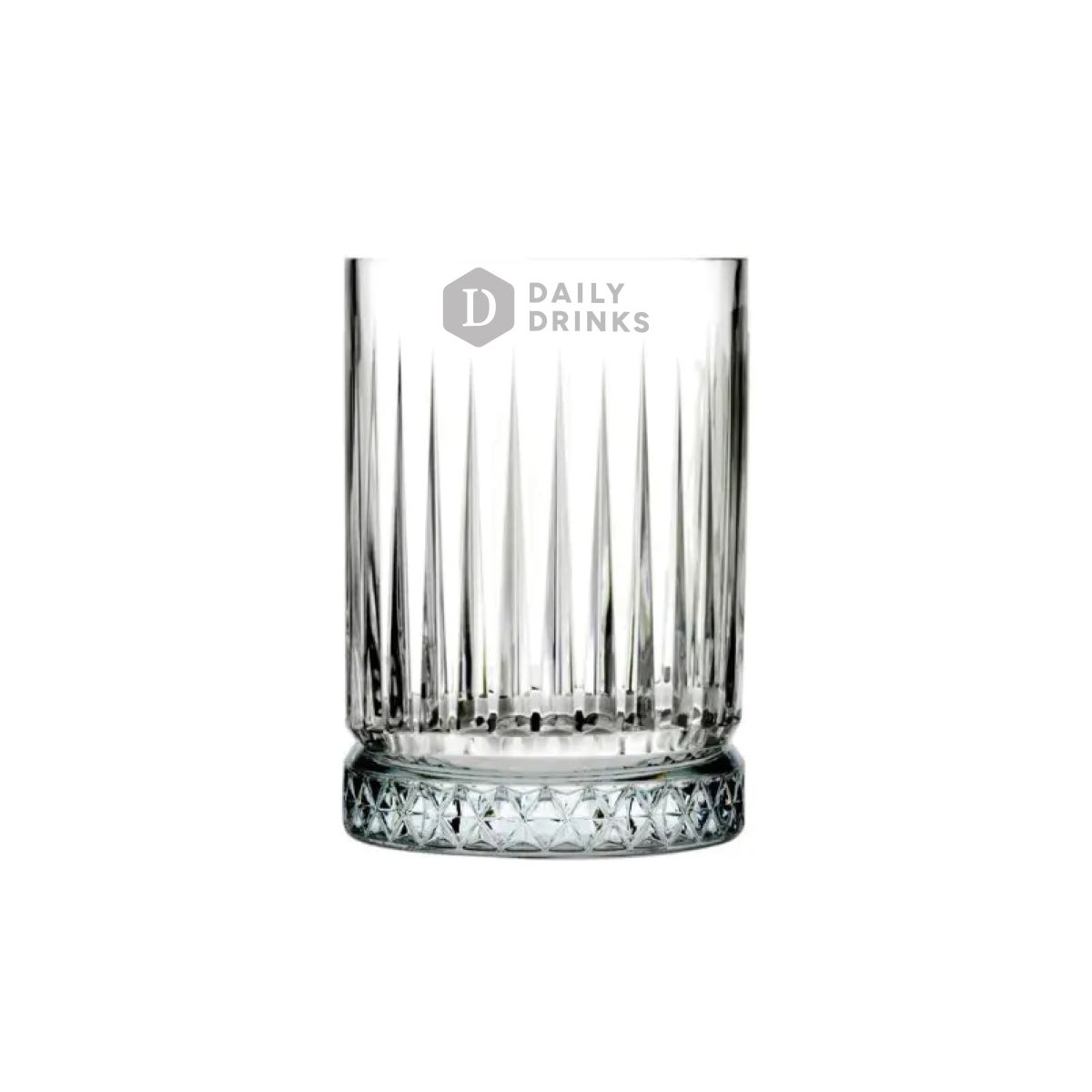 Shot glass 6 cl. with fine engraving of the DailyDrinks logo on the front.
