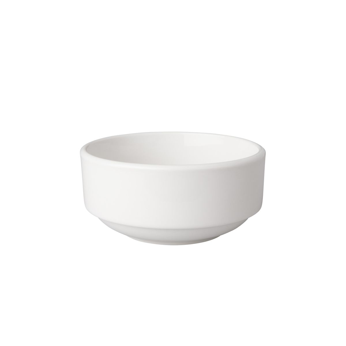 Frontal view of white bowl Budgetline 11 cm porcelain, with round shape and smooth surface. Frontal view of white bowl Budgetline 11 cm porcelain, with round shape and smooth surface.