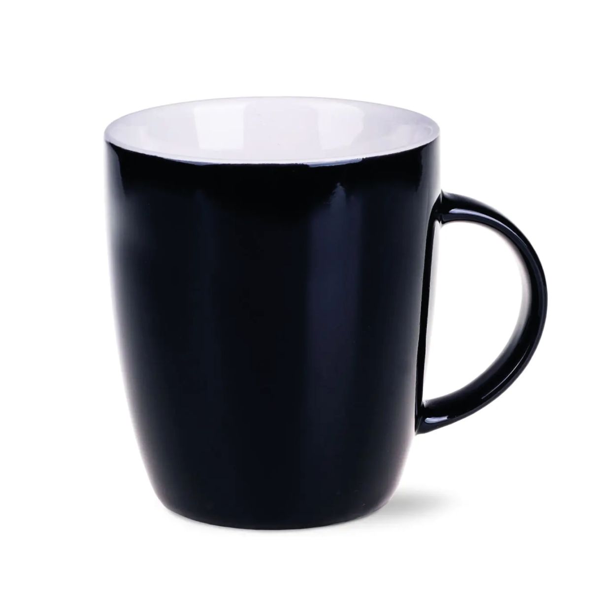 Front view of the Mini Specta Mug 28 cl. in black porcelain with straight wall and handle.