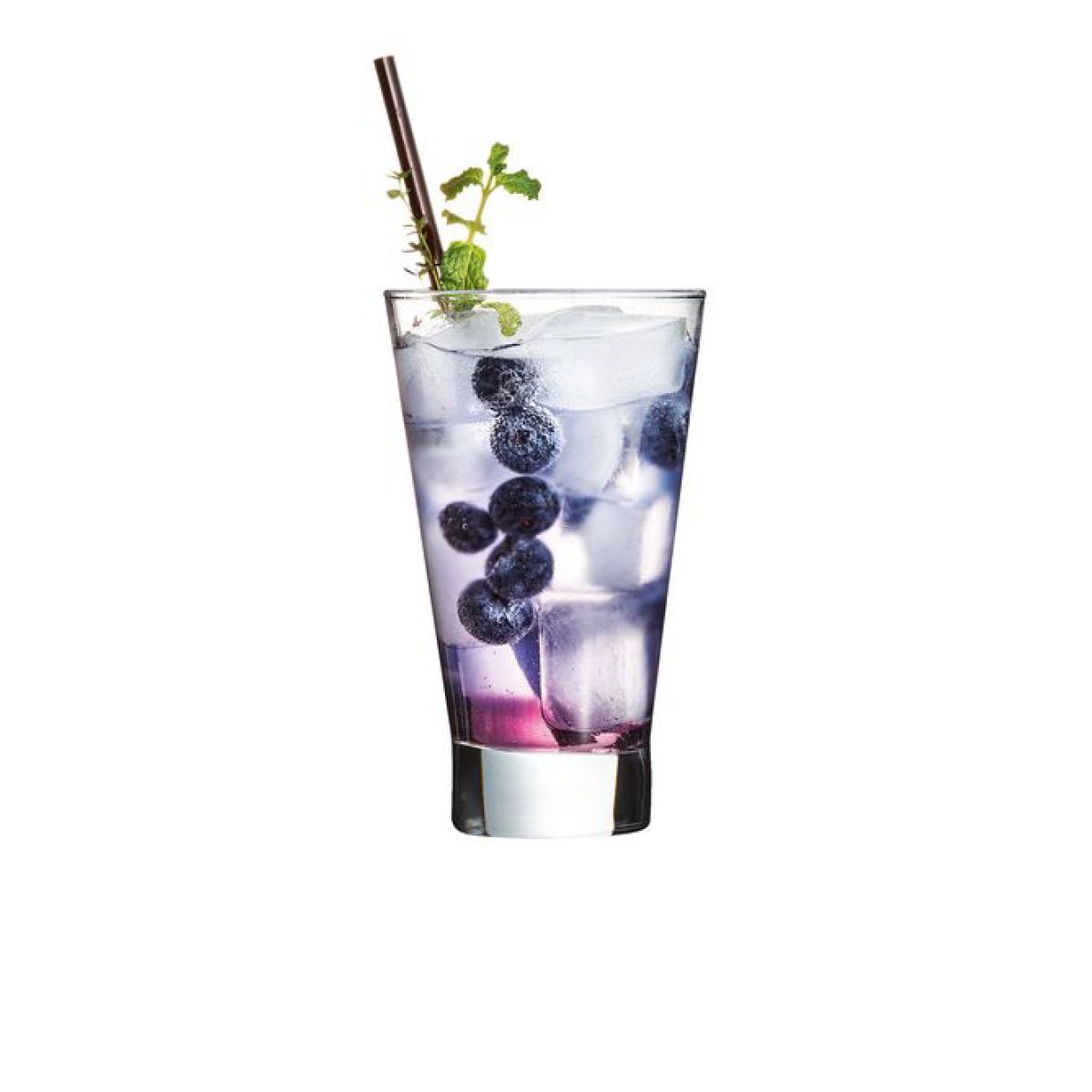Shetland 35 cl. glass in use, filled with liquor for a realistic presentation.