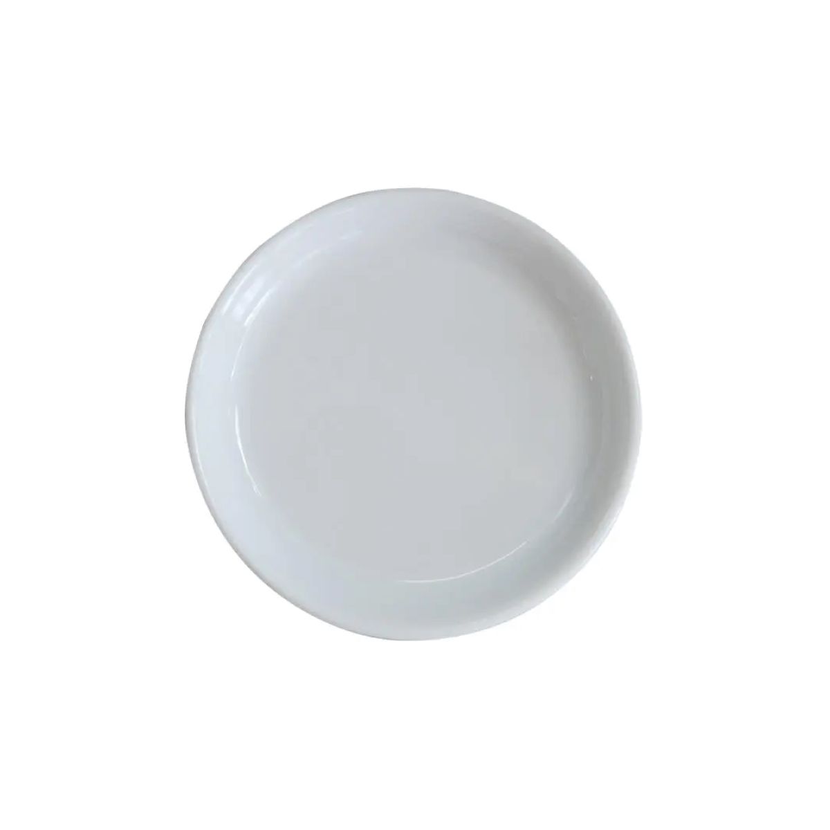 Front view of round white tea bag holder made of 85 mm porcelain, neutrally presented against plain background. Front view of round white tea bag holder made of 85 mm porcelain, neutrally presented against plain background.