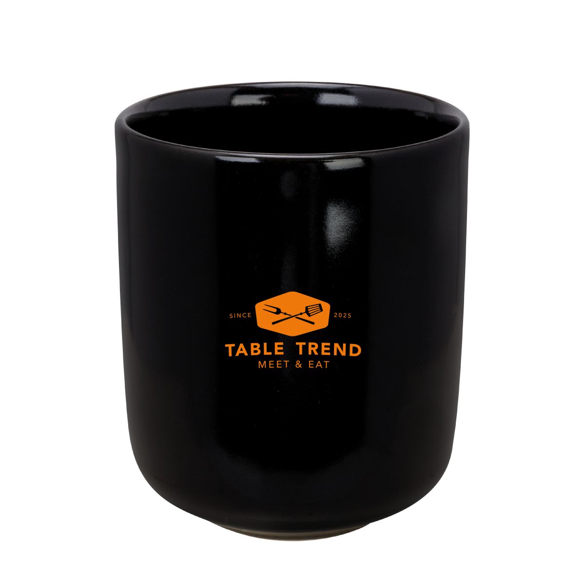 Single-coloured TableTrend logo on the front of a porcelain cup 35 cl. without handle.